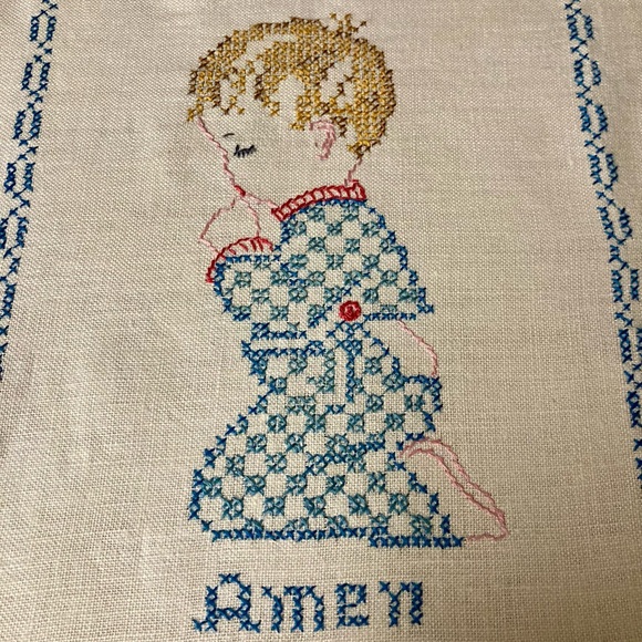 Vintage Cross Stitch of A Child’s Prayer - Picture 8 of 10